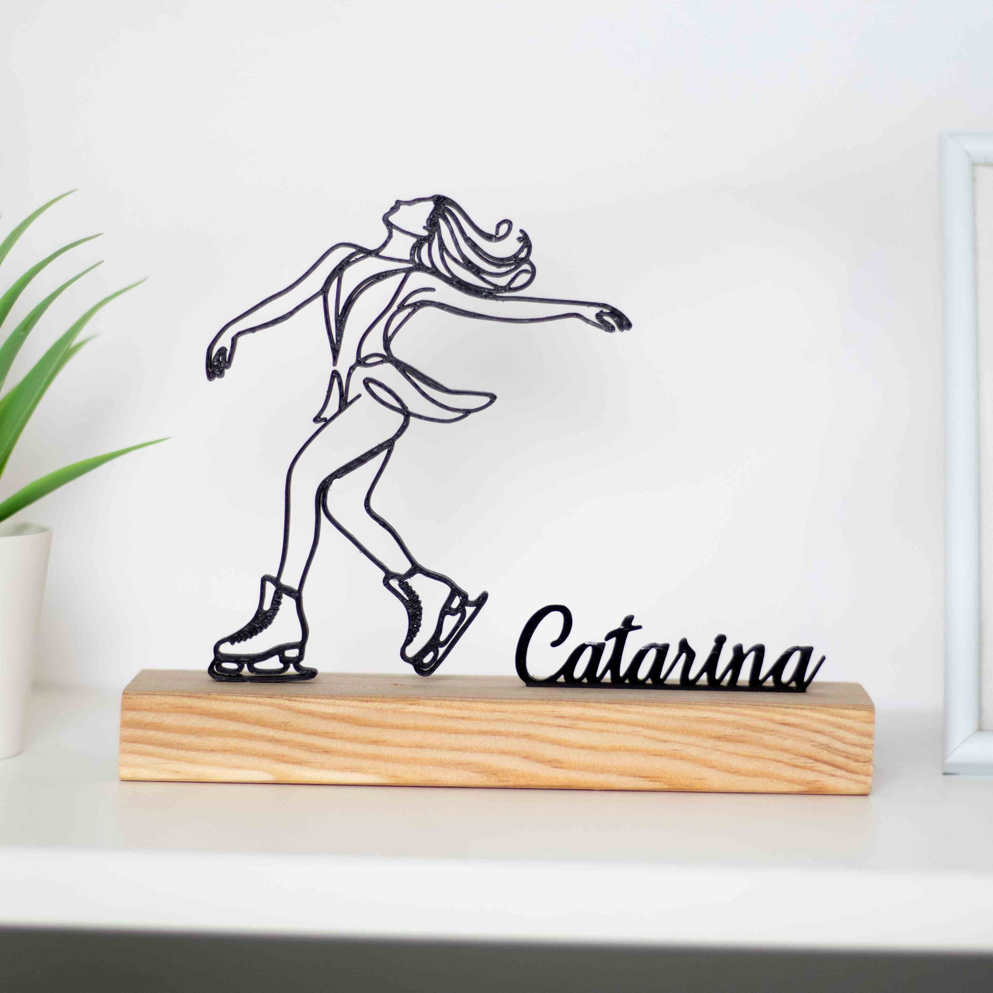 figura elegante de patinagem artística. Presente personalizado ou prémio para patinadoras, fãs de patinagem e amantes de decoração. Personalizável com um nome à escolha, perfeito para uma lembrança única e especial.