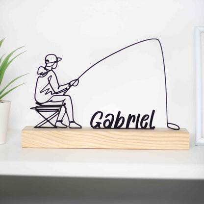 Presente personalizado ou prémio para pescadores, fãs de pesca e amantes de decoração. Personalizável com um nome à escolha, perfeito para uma lembrança única e especial.