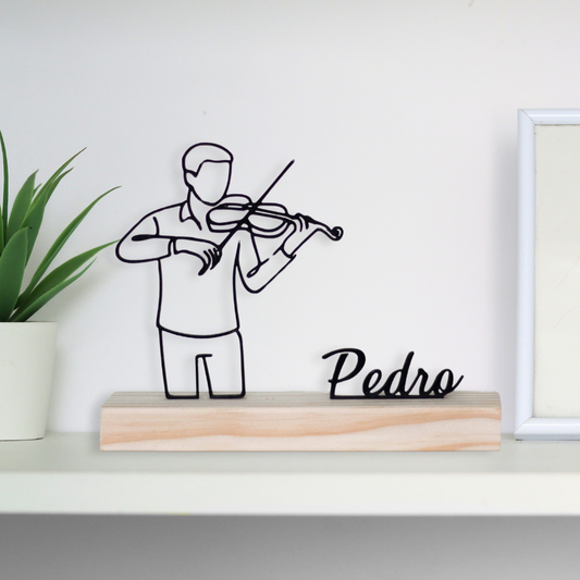 Escultura musical de violinista, homenagem personalizada com nome