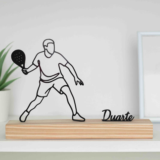 Estátua de atleta de padel, peça elegante para fãs do desporto.