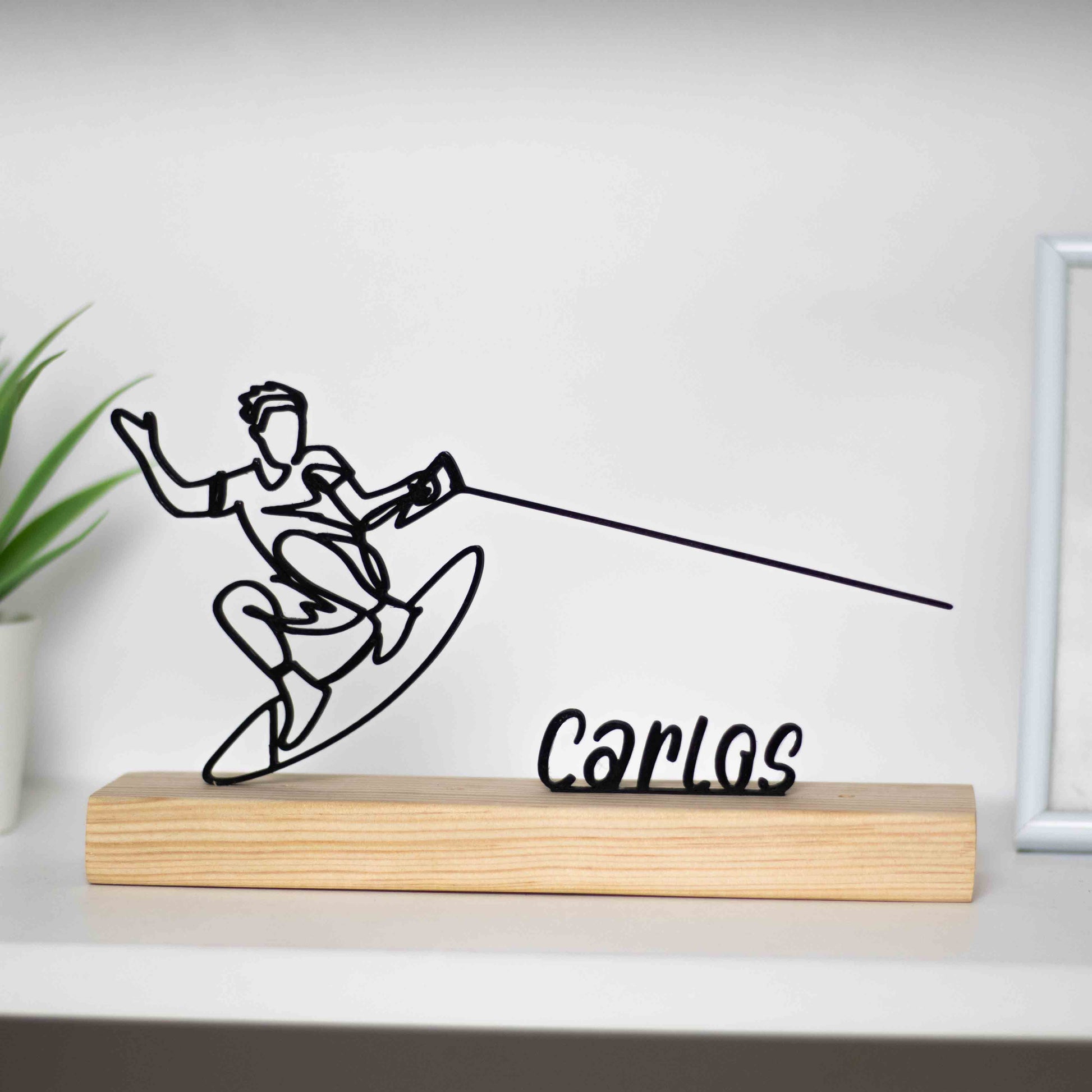 Presente personalizado ou prémio para praticantes de wakeboard, entusiastas de esportes aquáticos e decoração esportiva.